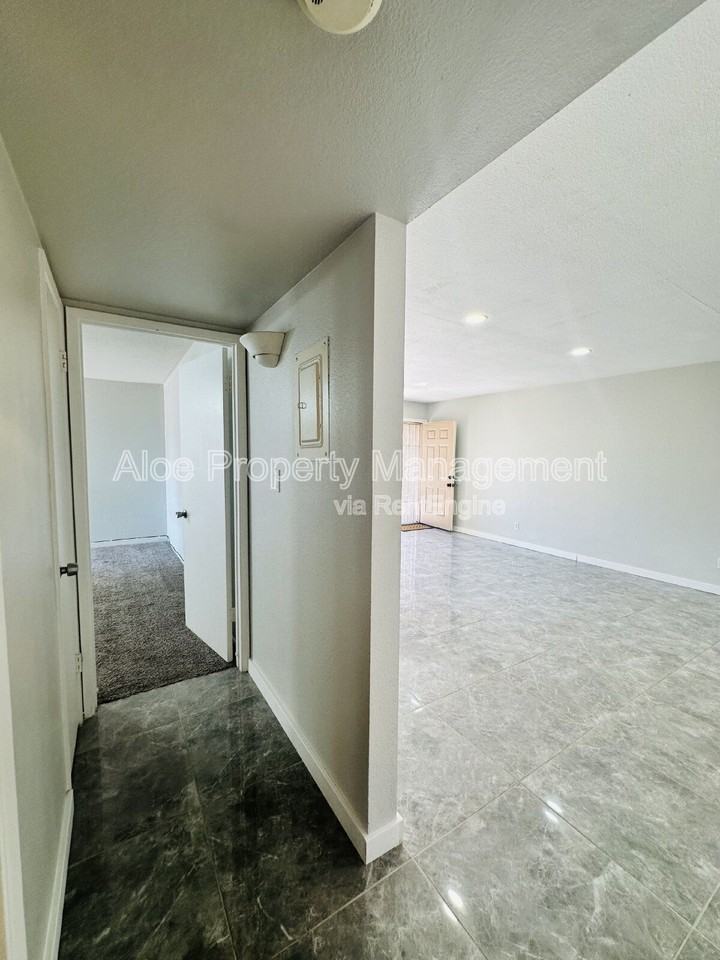 2675 E Silk Oak Dr - Photo 7 of 13