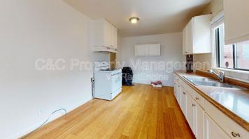 featured image of 429 Reindollar Ave #A