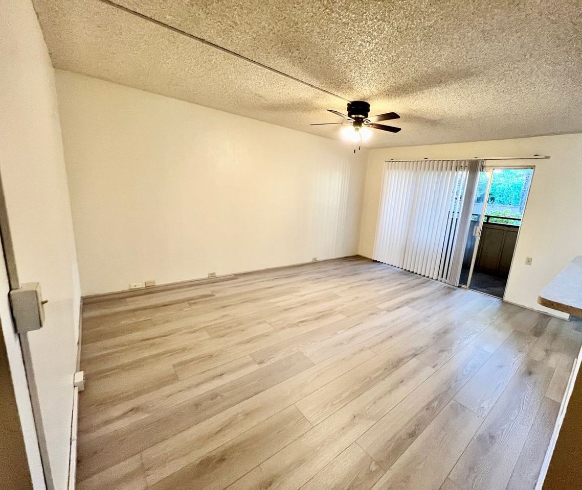 Available Now, Plus 1 Month Free! Updated 2 Bed, 2 Bath Units. Your Oasis Starts Here! - Photo 4 of 16