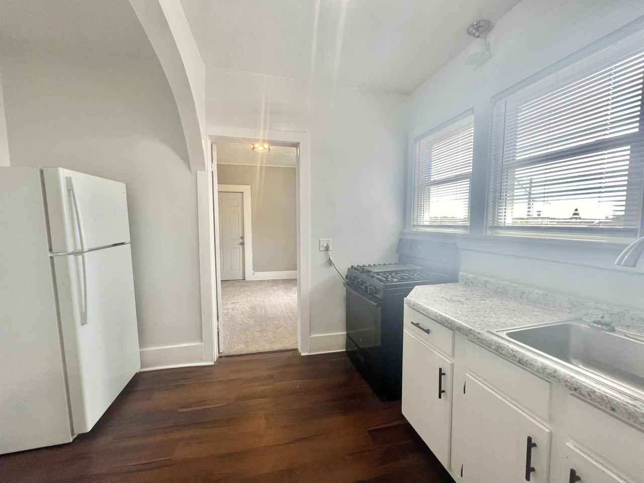 306 N Academy St #3 - Photo 7 of 10