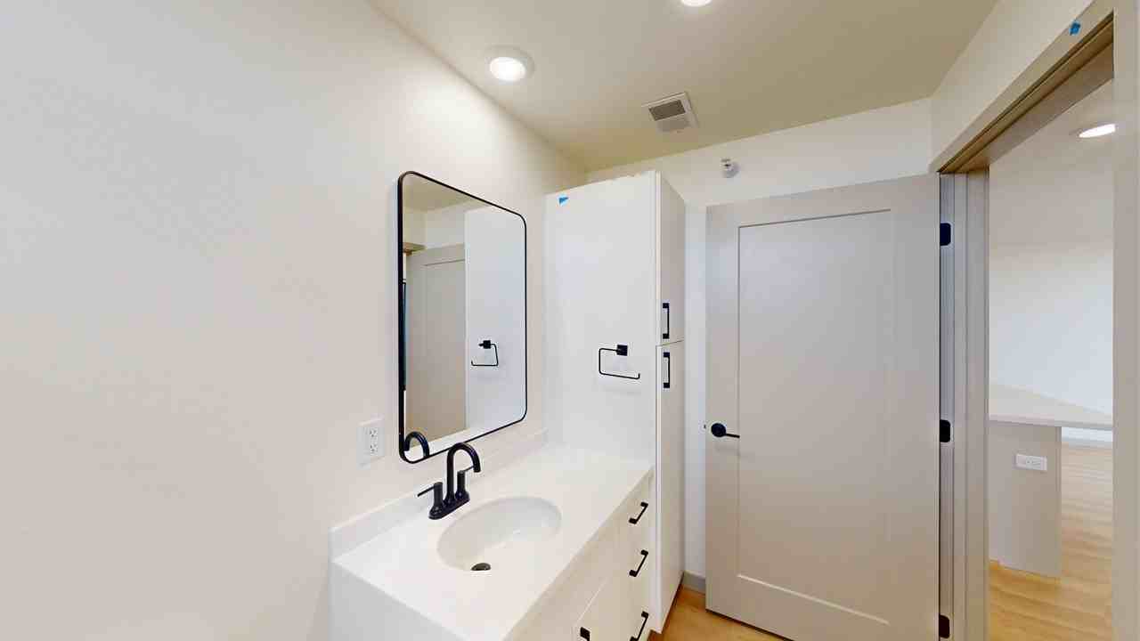 Bluestem Reserve Apartments - Photo 7 of 41