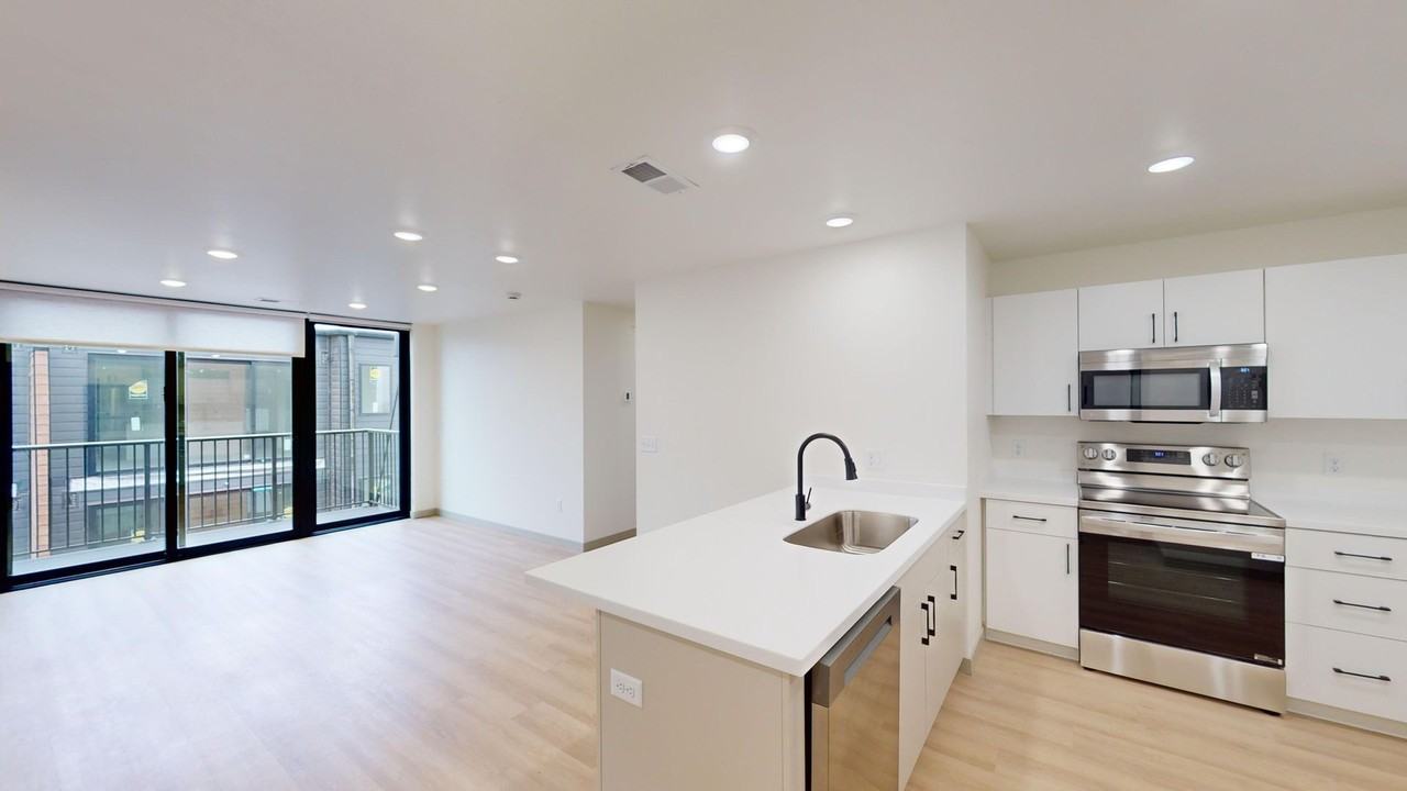 Bluestem Reserve Apartments - Photo 7 of 50