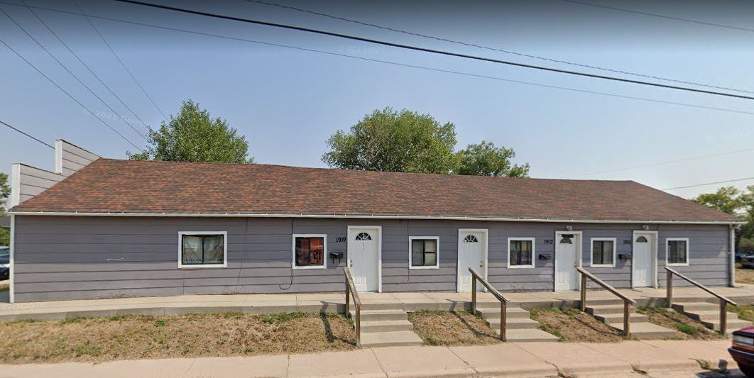 1919 1915/1917/1919 Dillon Avenue #1919 - Photo 3 of 10