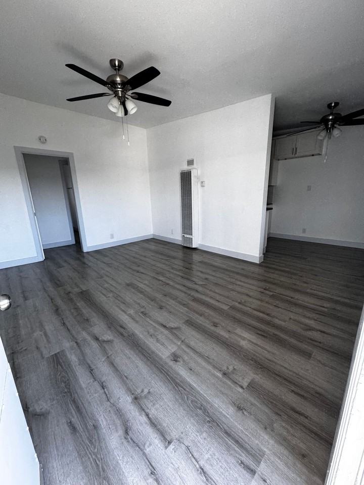 Remodeled 1 Bed 1 Bath - Photo 2 of 2