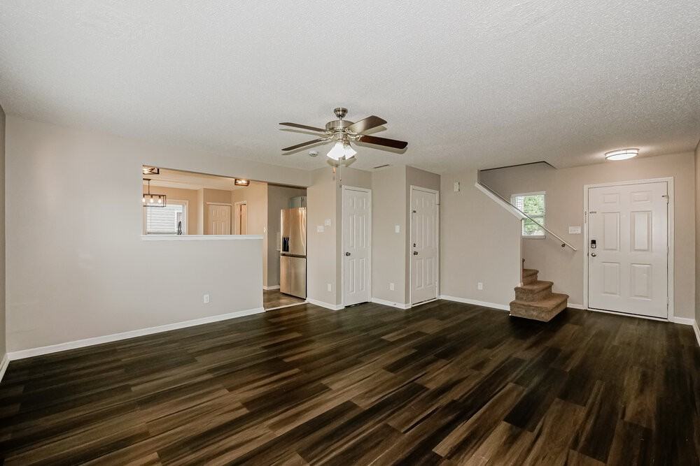9676 W Constellation Dr - Photo 7 of 17