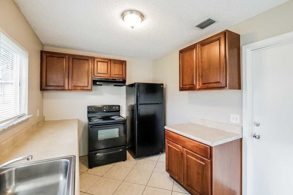 2913 Se Ironton Ave - Photo 7 of 16