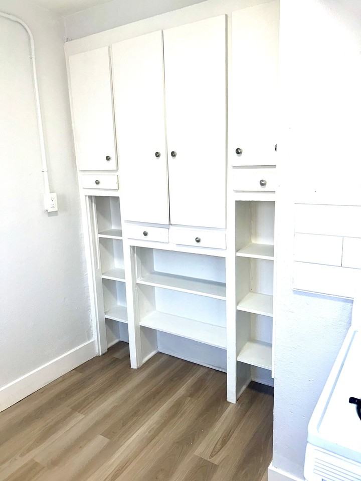 1240 Dawson Ave - Photo 2 of 4