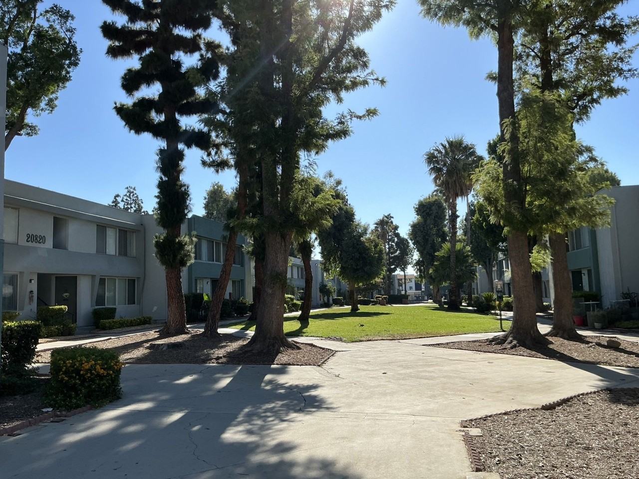 9920 De Soto Avenue - Photo 3 of 5