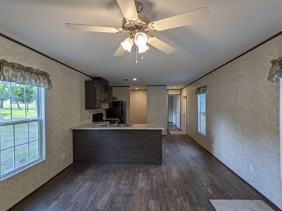 401 Green Oak Rd - Photo 2 of 14