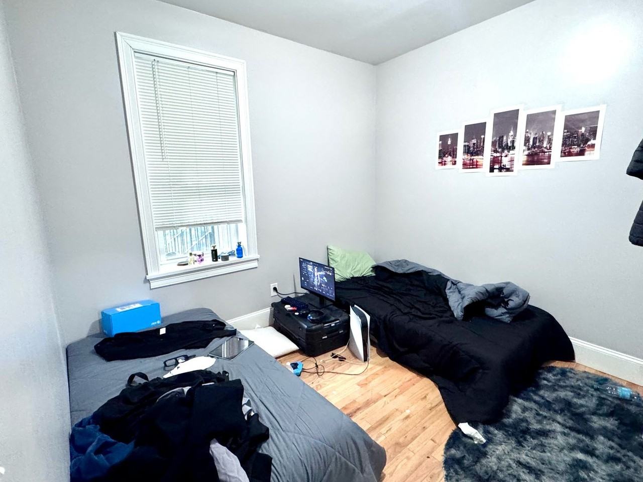 28 Lothian Rd - Photo 7 of 10