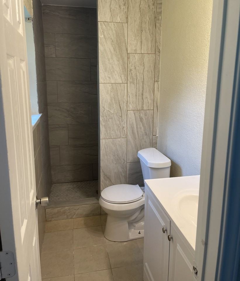 616 Heathcliff Dr - Photo 2 of 11