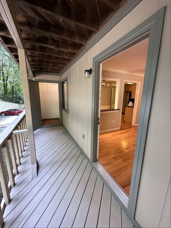 174 Talmadge St #5 - Photo 6 of 9