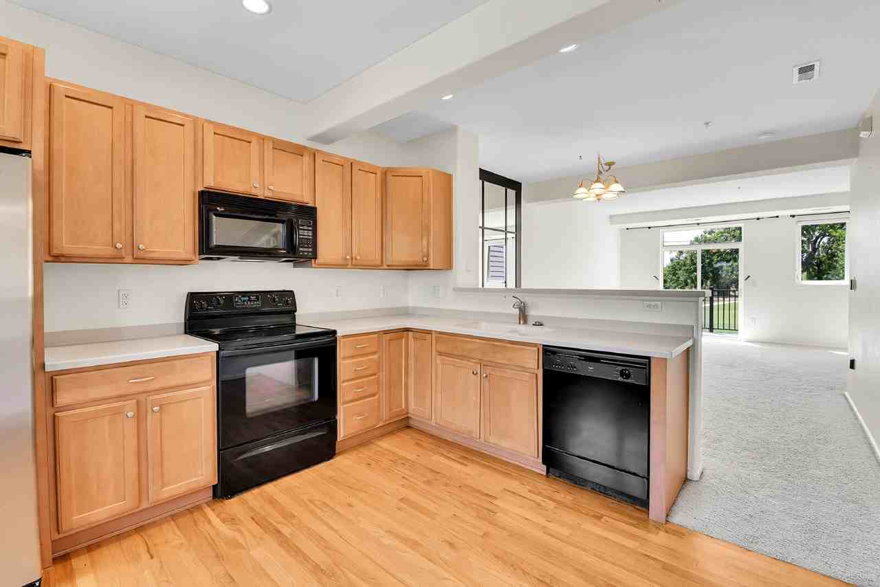 2943 West Riverwalk Circle - Photo 2 of 49