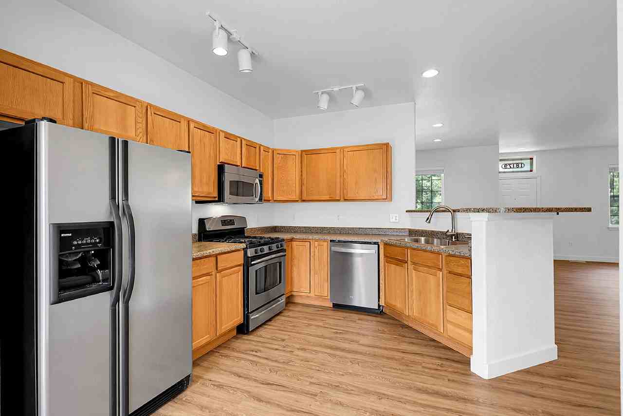 18179 E Cornell Pl - Photo 3 of 50