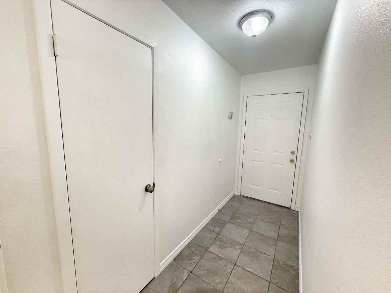 912 Spring Hill Drive - Photo 3 of 24