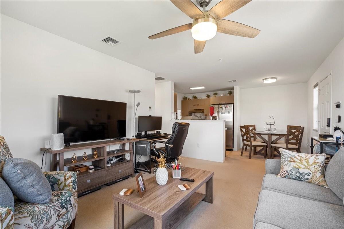 54 Kihalani St #1305 - Photo 7 of 34