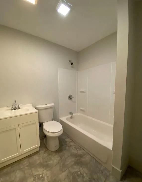 343 Madison Ave #1 - Photo 4 of 5