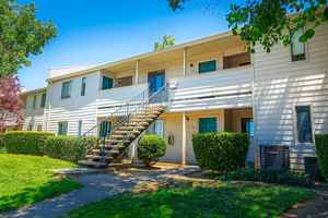 featured image of 1290 Northgate Dr