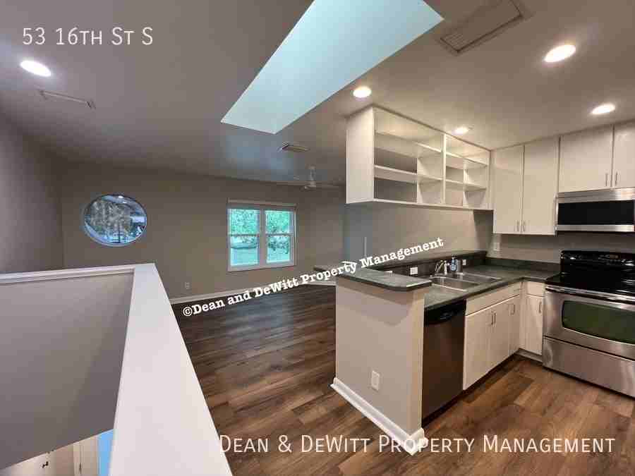 53 16th St S - Photo 3 of 20