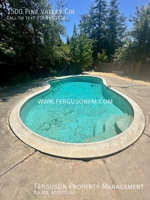 1500 Pine Valley Cir - Photo 3 of 24