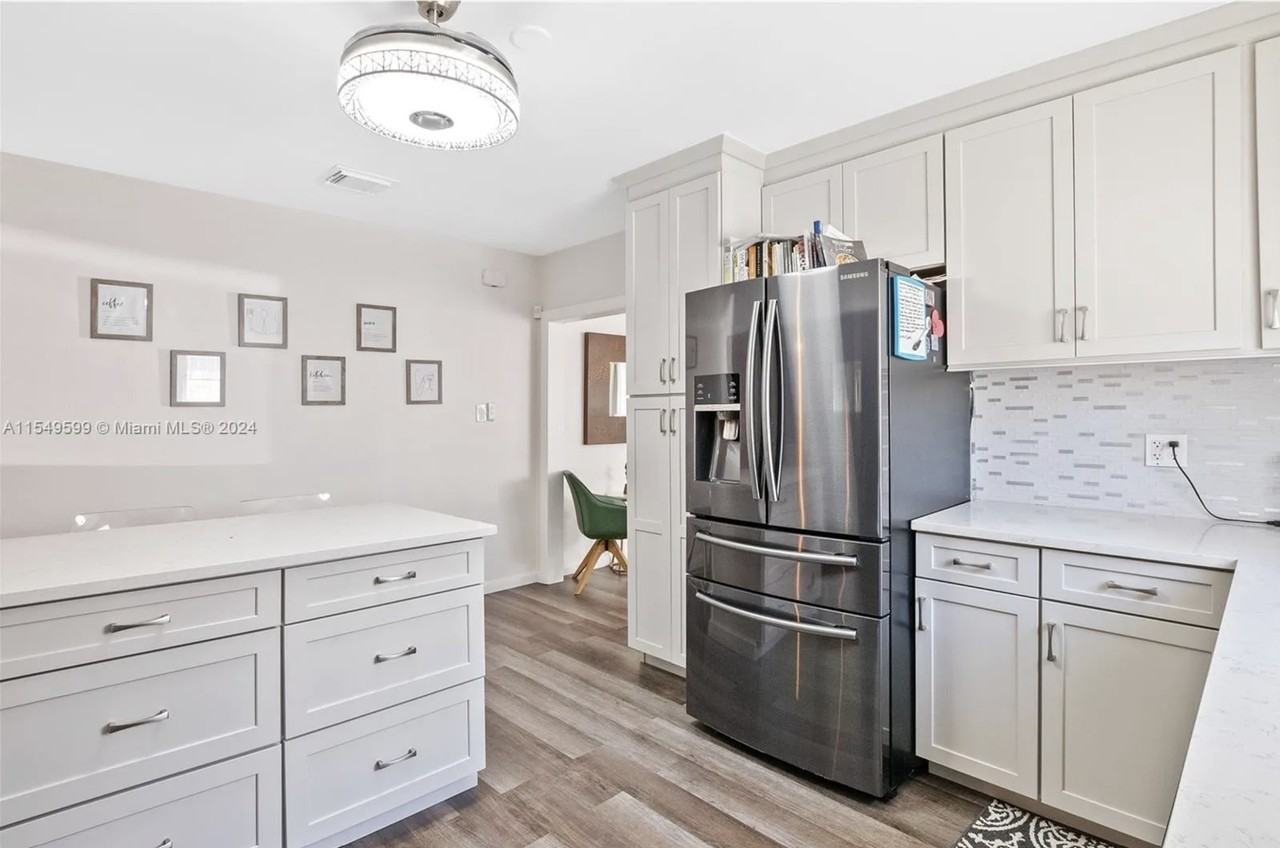 5819 Sw 4th St #1 - Photo 7 of 13