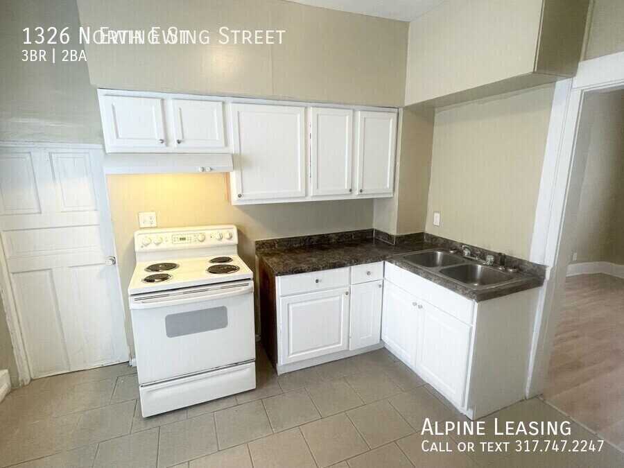 1326 North Ewing Street - Photo 3 of 8