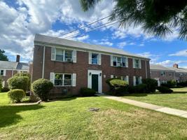 featured image of 1078 E Main St #2