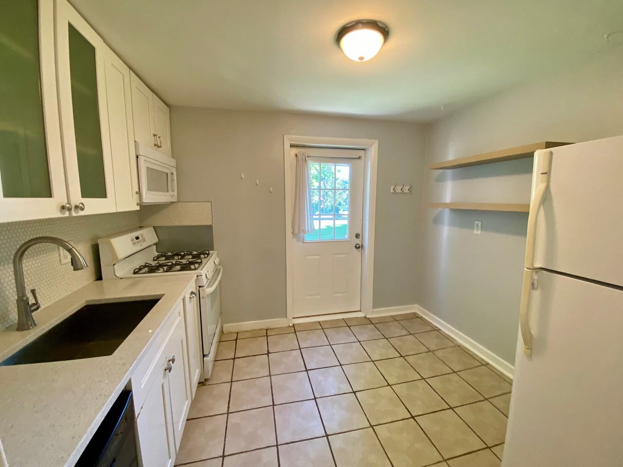 1078 E Main St #2 - Photo 4 of 11