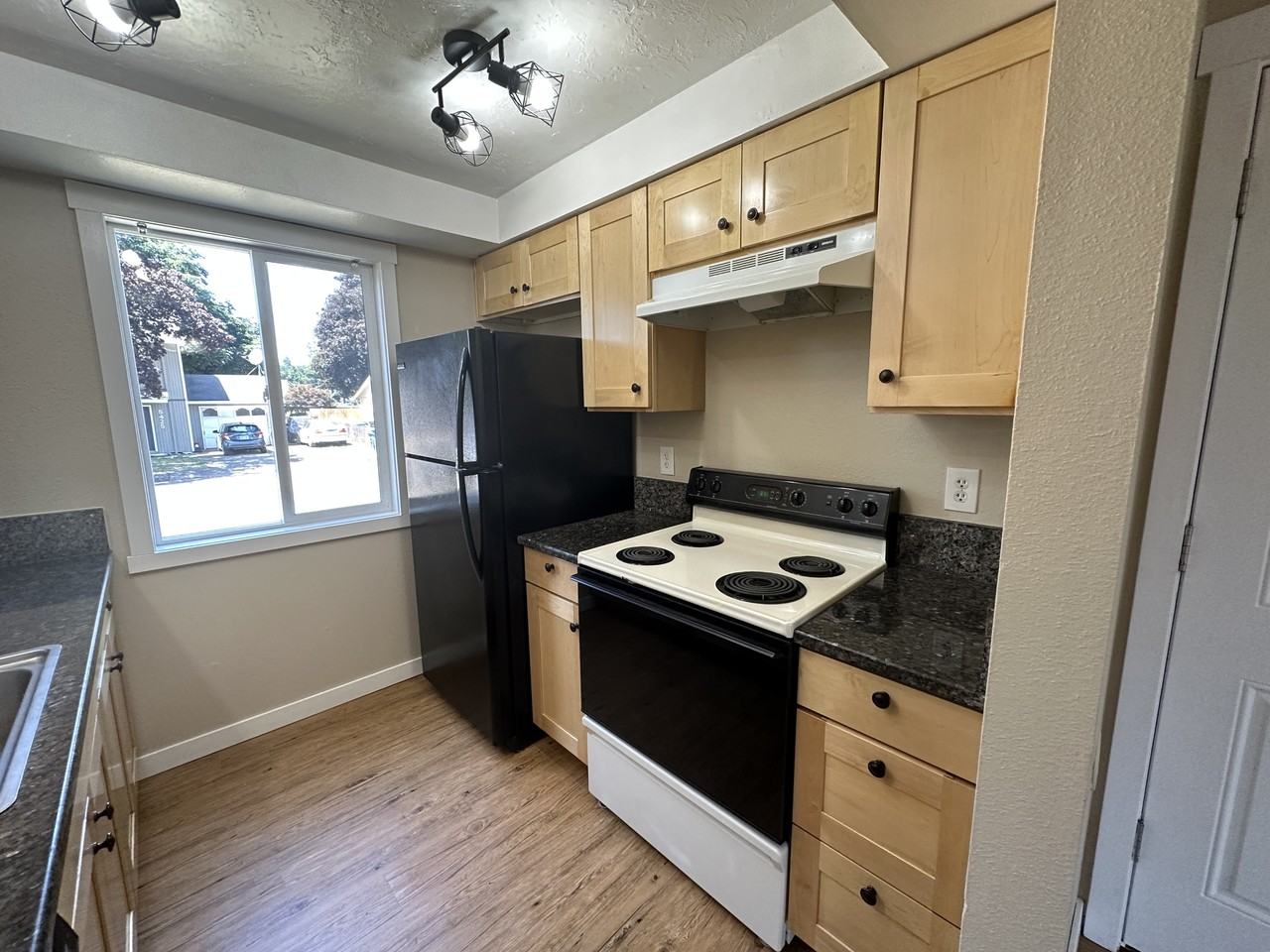 5426 Nicole Ct Se #NA - Photo 4 of 12