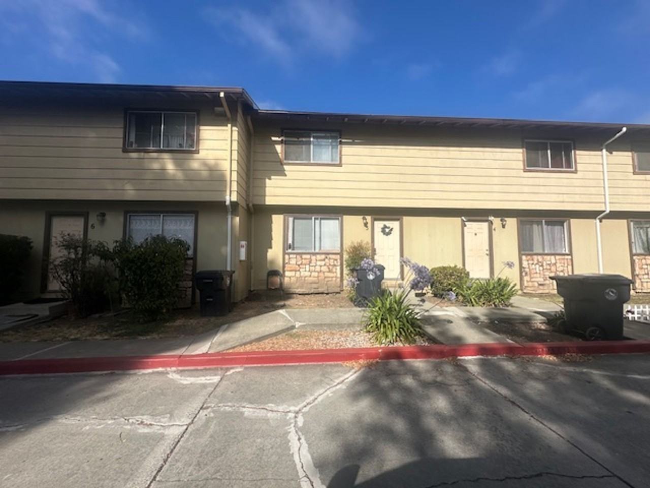 Bartlett - Photo 3 of 3