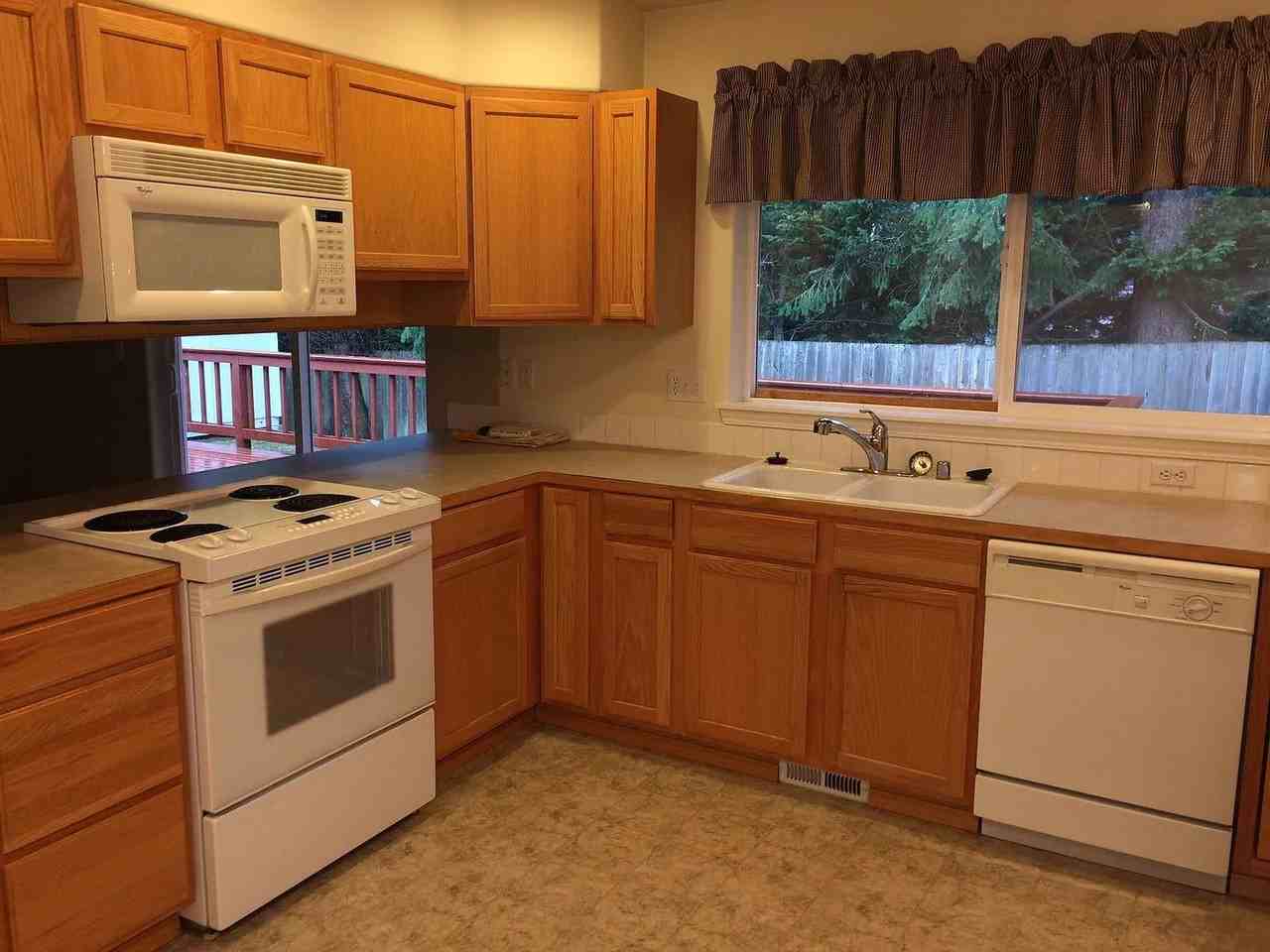 38073 38th Ave S - Photo 3 of 17