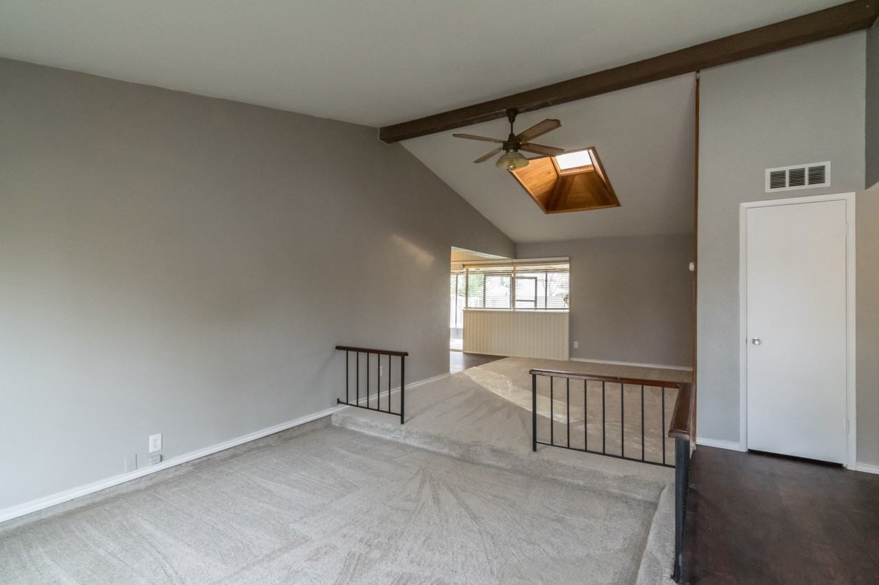 5214 Spring Lake Drive - Photo 4 of 26