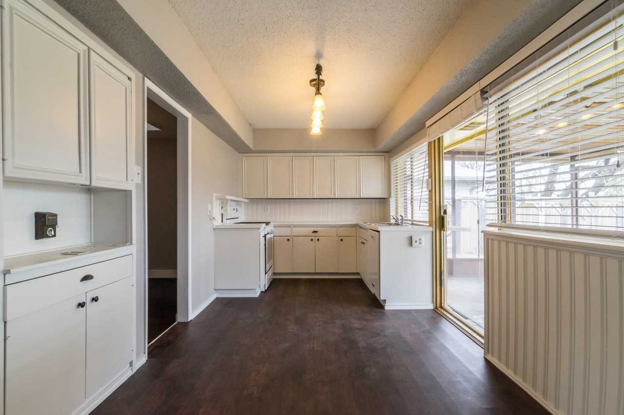 5214 Spring Lake Drive - Photo 5 of 26