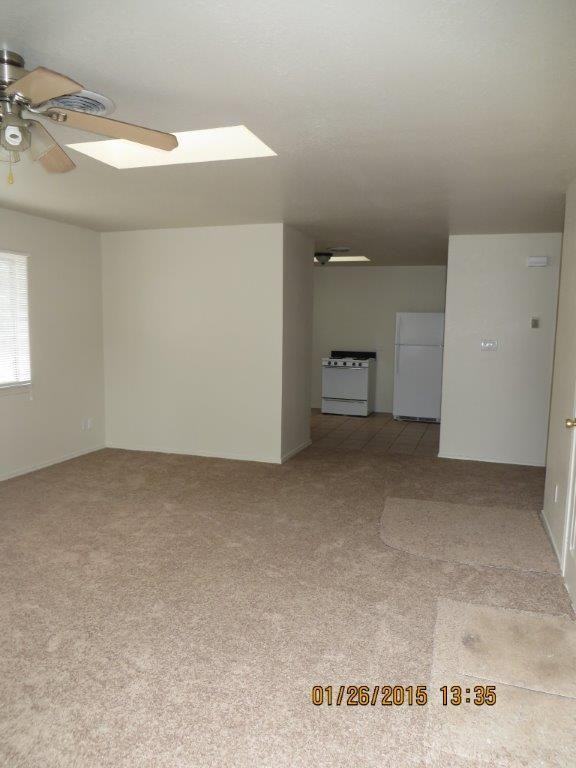 1912 N Juniper Ave - Photo 2 of 12