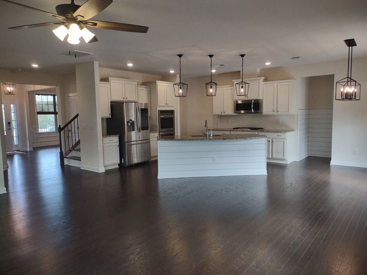 1019 Hamilton Mill Dr - Photo 3 of 28