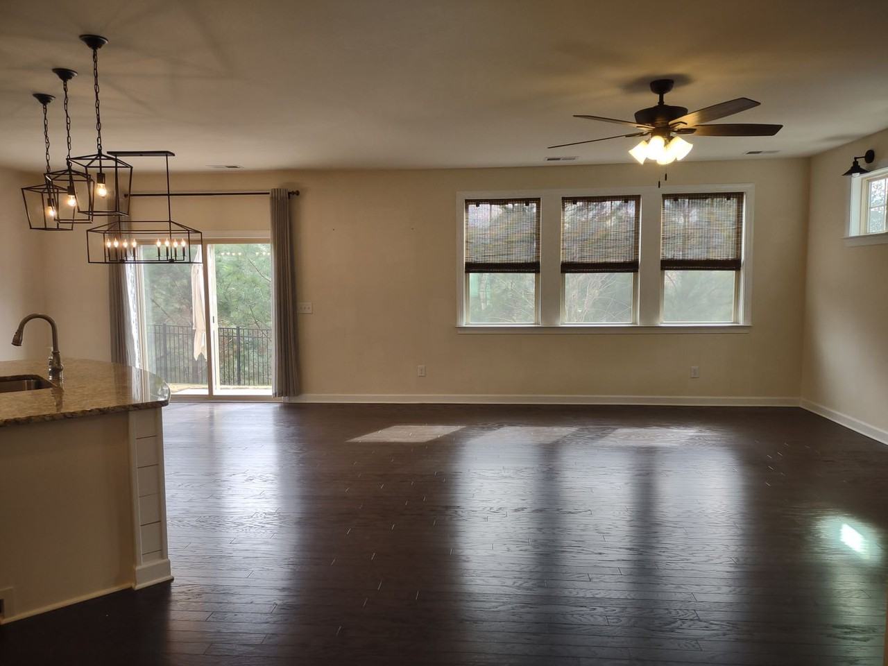 1019 Hamilton Mill Dr - Photo 6 of 28