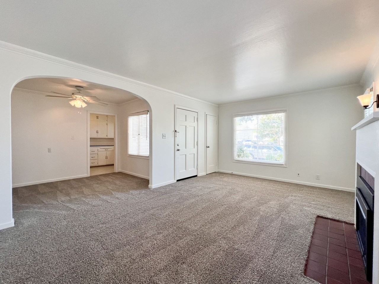 1719 F St - Photo 5 of 20