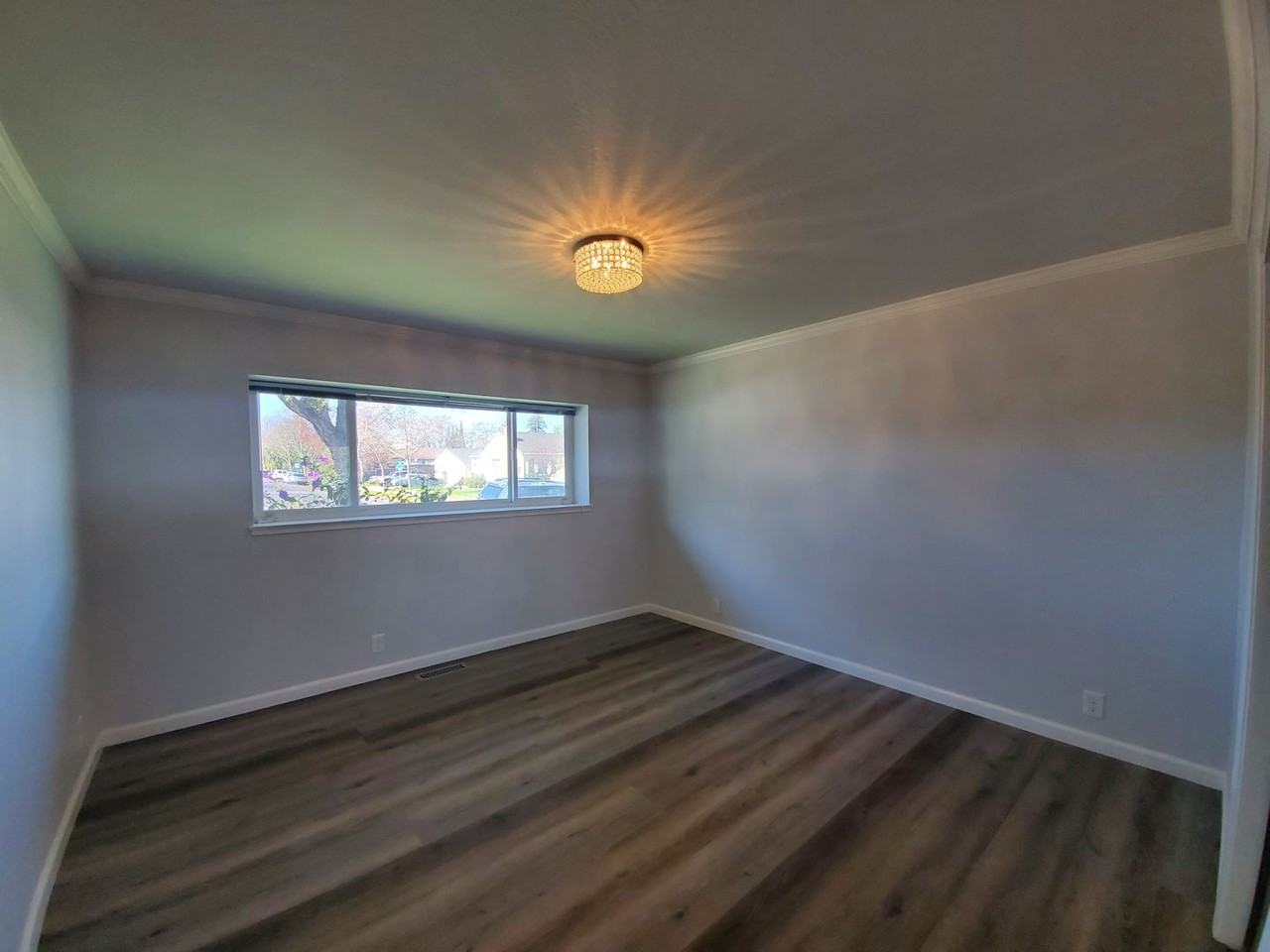 1104 5th Ave - Photo 3 of 21