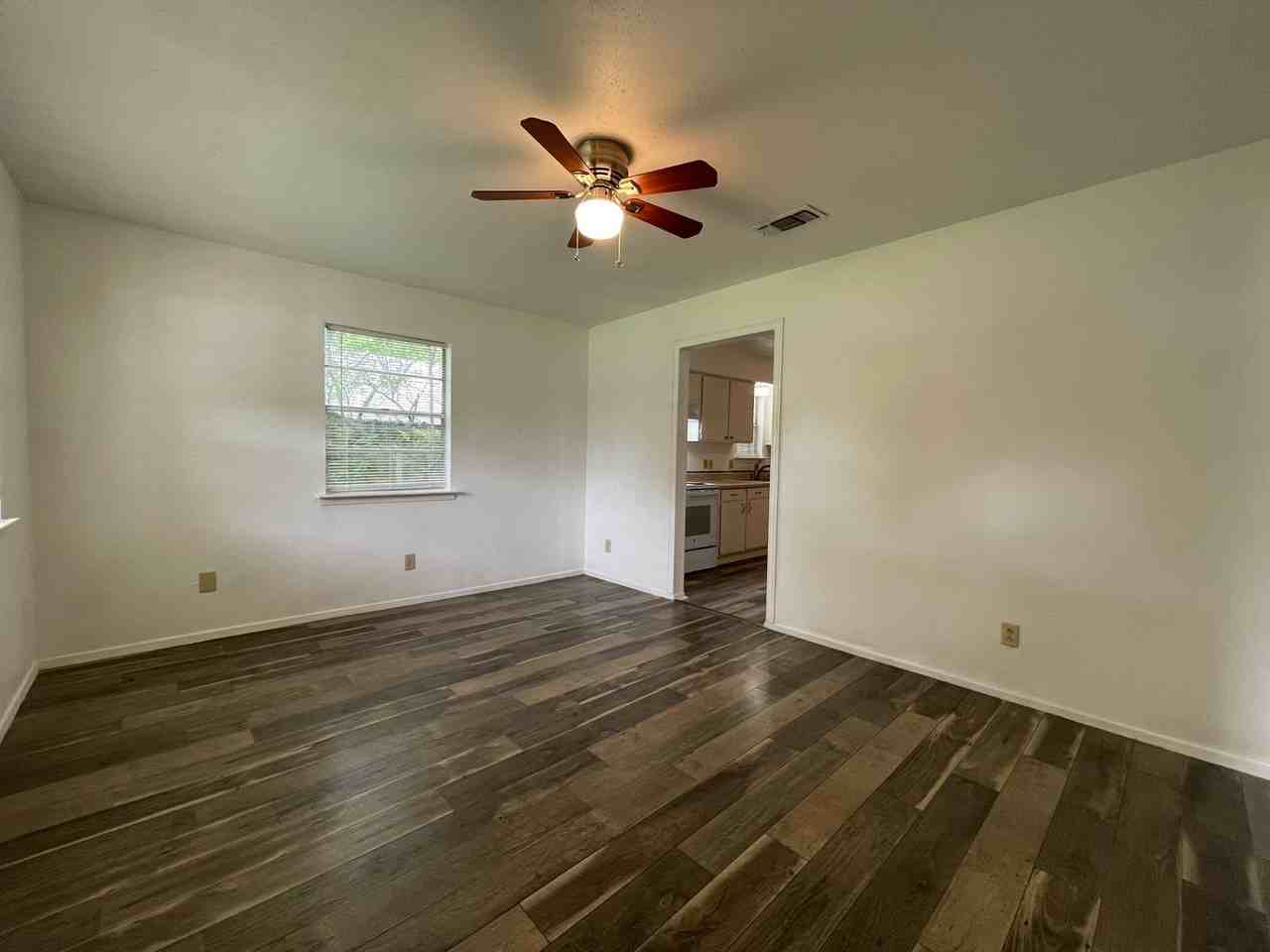 7408 Foster Dr - Photo 3 of 15