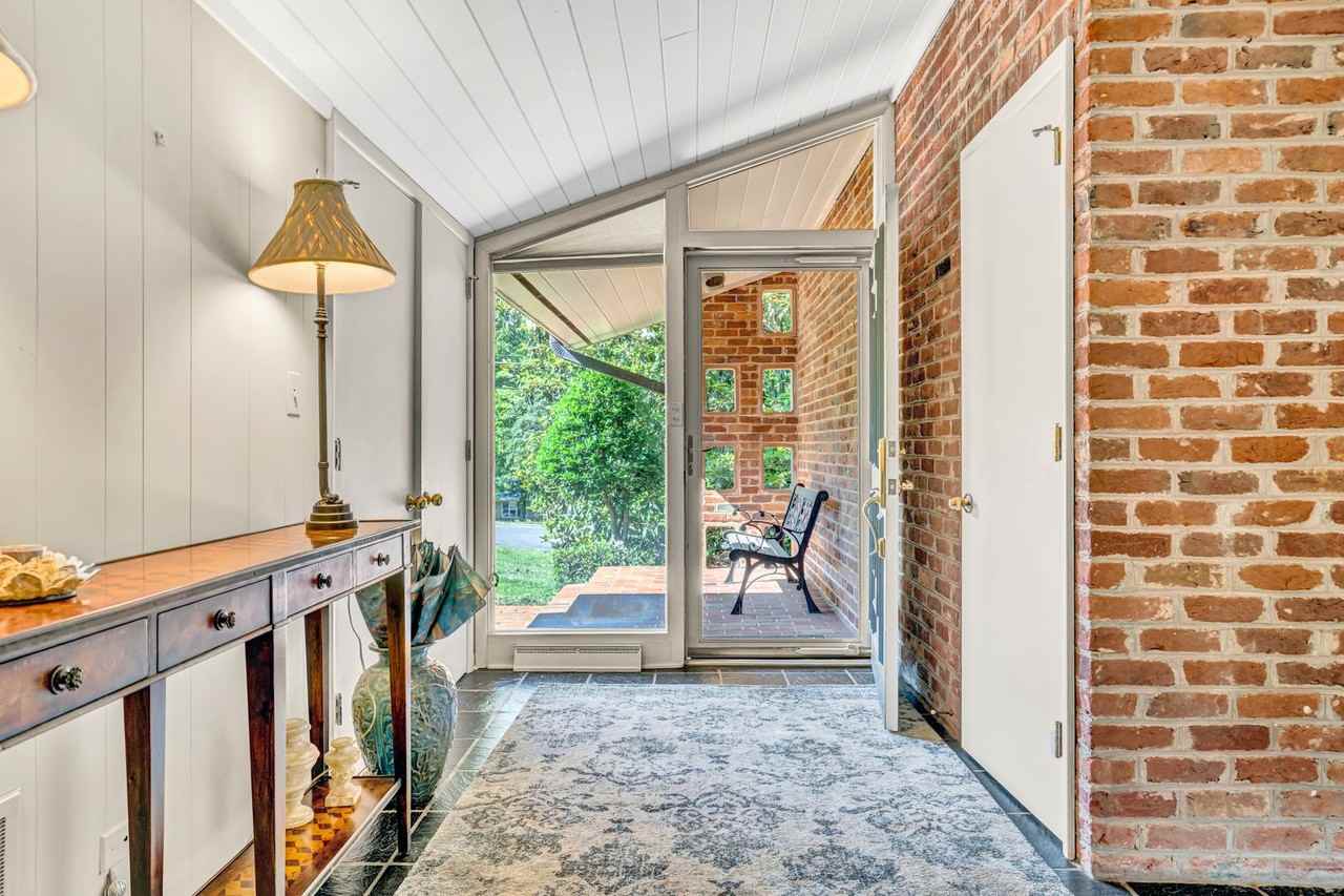 3241 Elk St - Photo 3 of 20