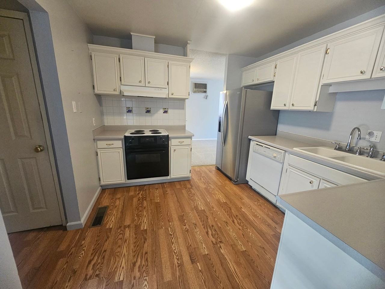 3430 Nowlin Ln - Photo 2 of 26