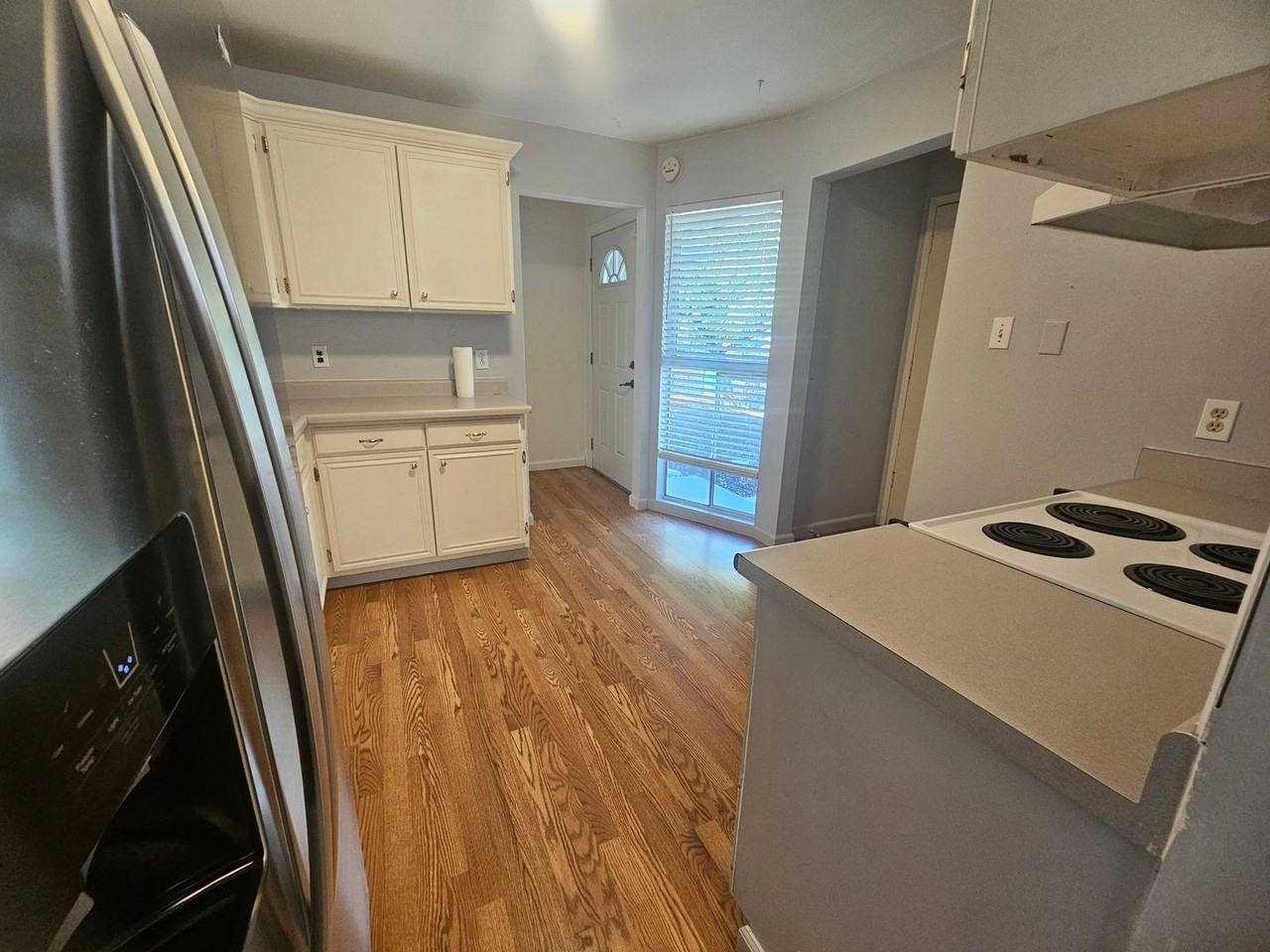 3430 Nowlin Ln - Photo 4 of 26