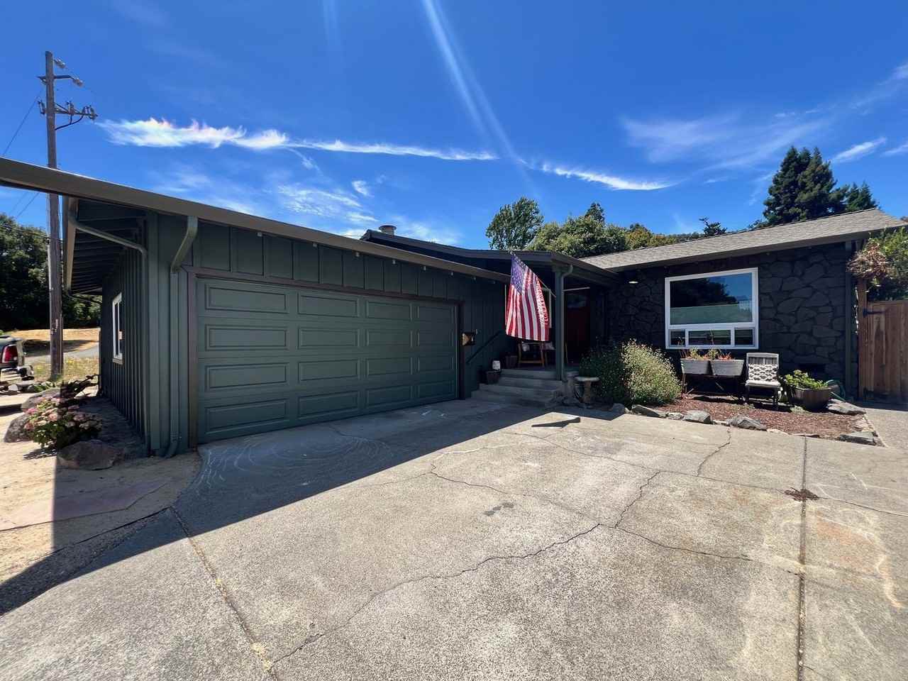 841 Foster Rd - Photo 2 of 3