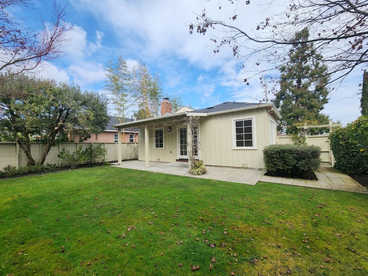 30 Borel Ave - Photo 2 of 23