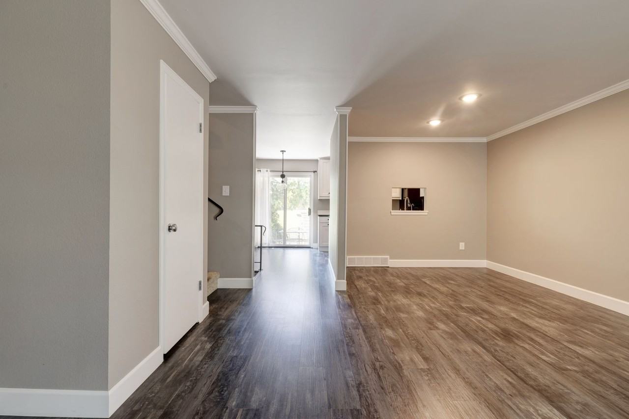 7380 E Easter Ave - Photo 5 of 25