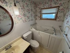 2820 S Glass St - Photo 1 of 1