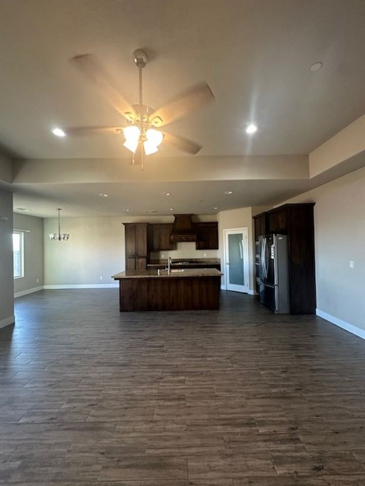 8224 Morningstar Ave - Photo 3 of 8