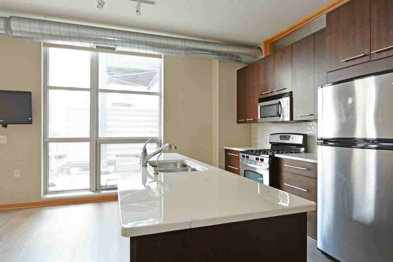 1211 Lagoon Ave #209 - Photo 4 of 16