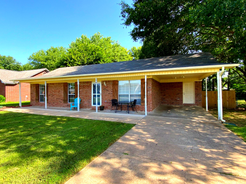 14 Sharon Cir - Photo 3 of 20
