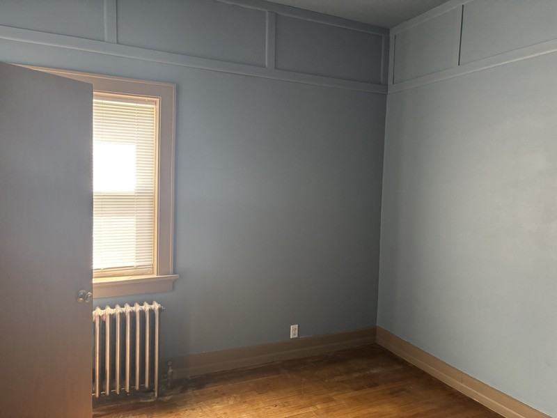 5430 W Burnham St #1 - Photo 3 of 7